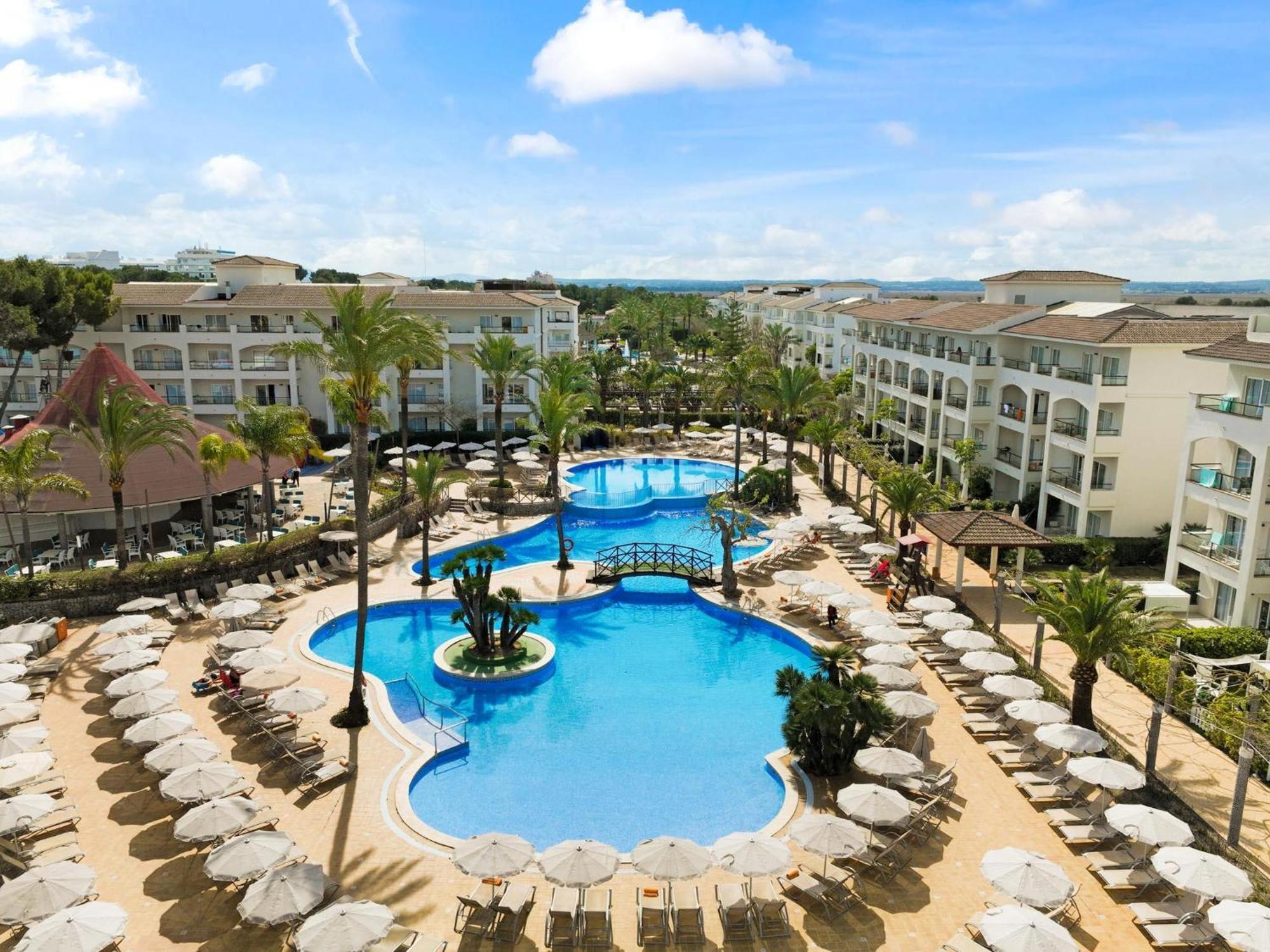 Viva Blue & Spa Playa de Muro  Luaran gambar