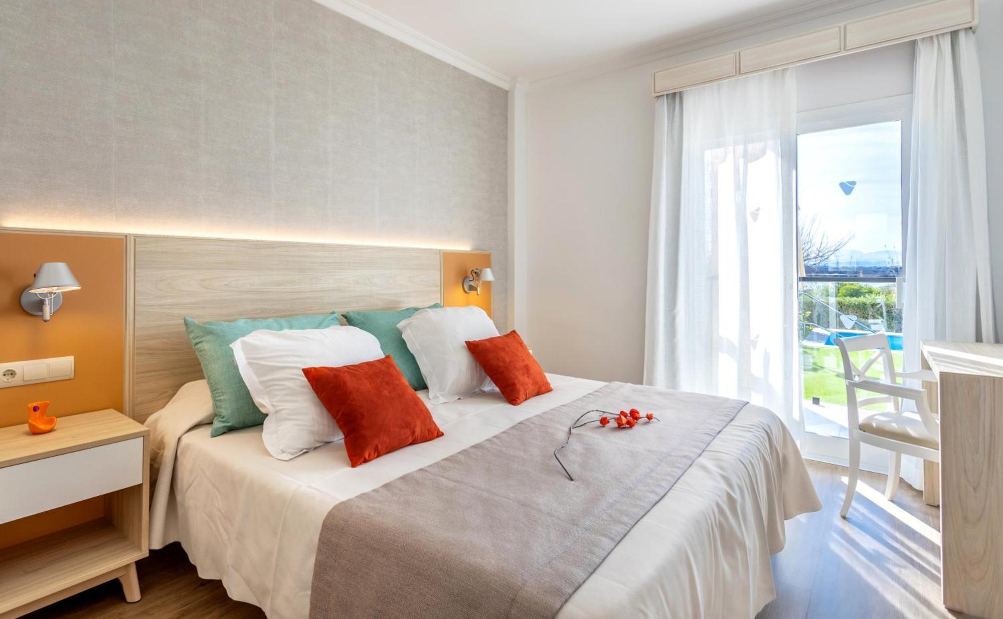 Viva Blue & Spa Playa de Muro  Luaran gambar